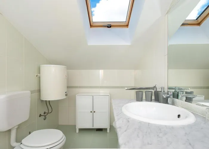 Casia A6 * Baska (Krk)